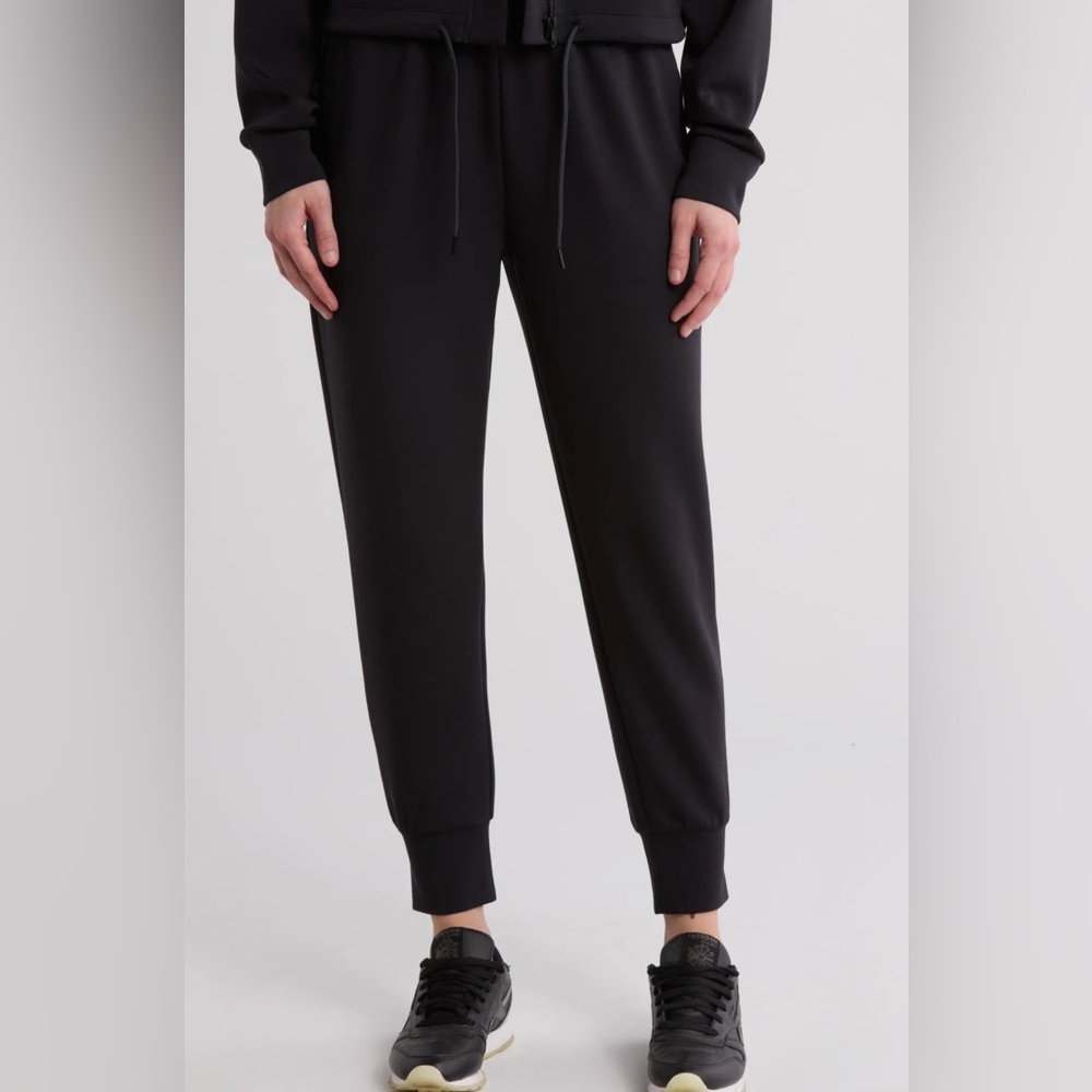NWT Nordstrom Zella Athleisure Silky Soft Jogger Pants